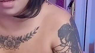 Webcam Girl Suck Deeptrhoat