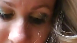 Swallow All Piss of My Pink Pussy - Lesbian Top Models Pee Domiantion