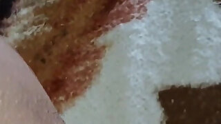 I Teased My Clit with a Vibrator Until I Cum