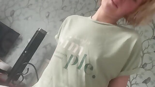 Girlfriend riding my cock