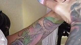 Giving a Hand in Christmas Time